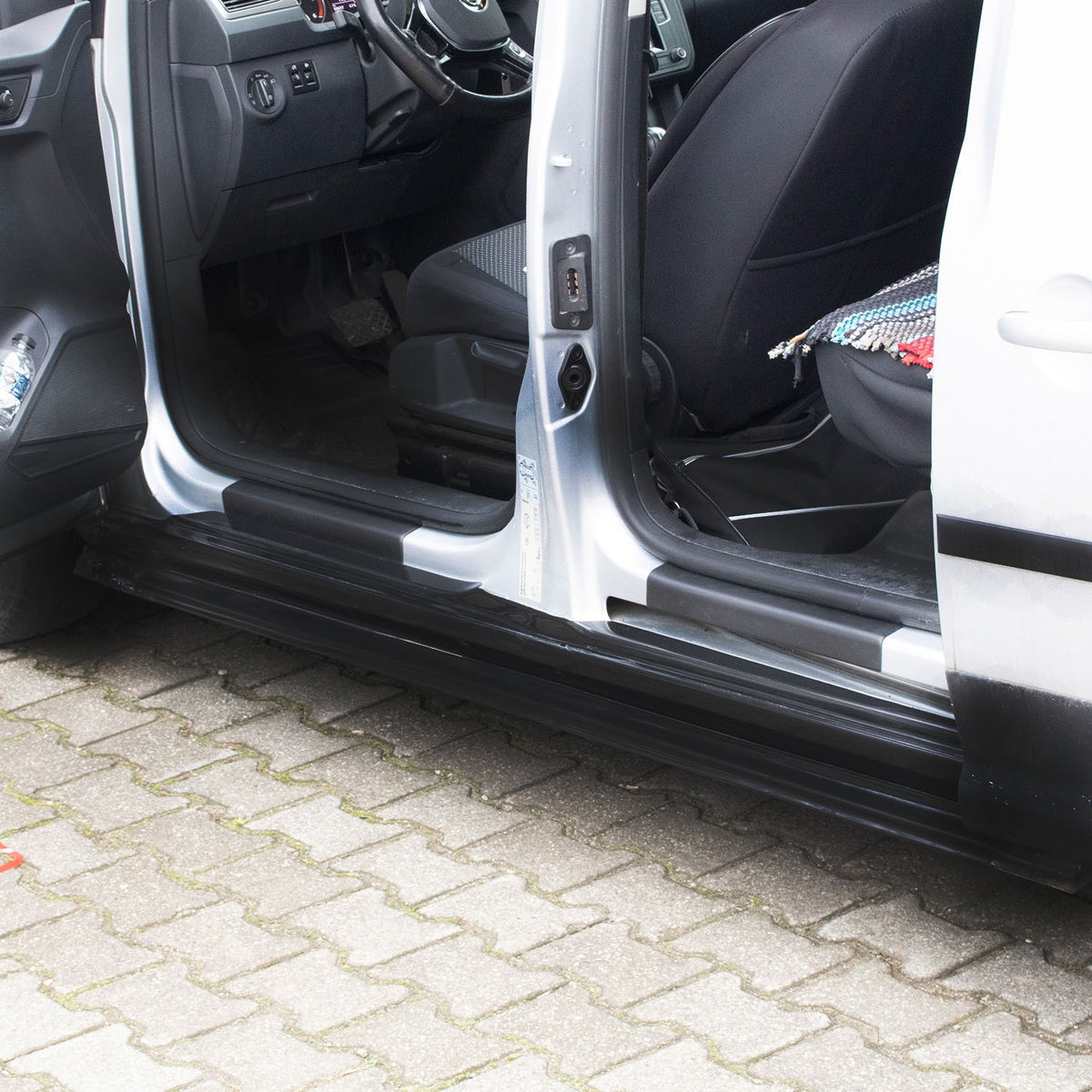 Volkswagen Caddy 4 2015-2020 ile Uyumlu Kapı Eşiği 4 Adet