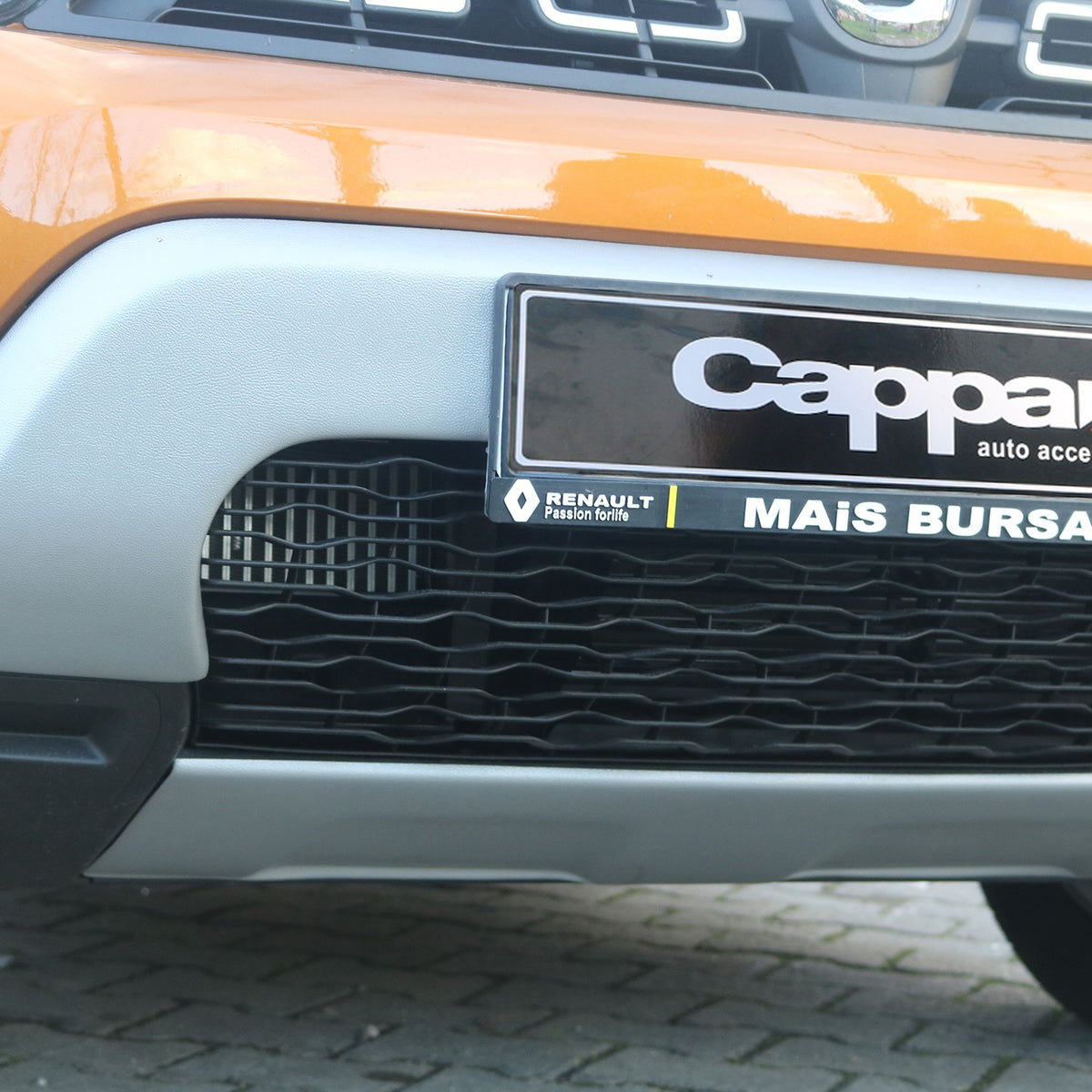 Dacia Duster 2 2018-2023 ile Uyumlu Ön Tampon Difüzör