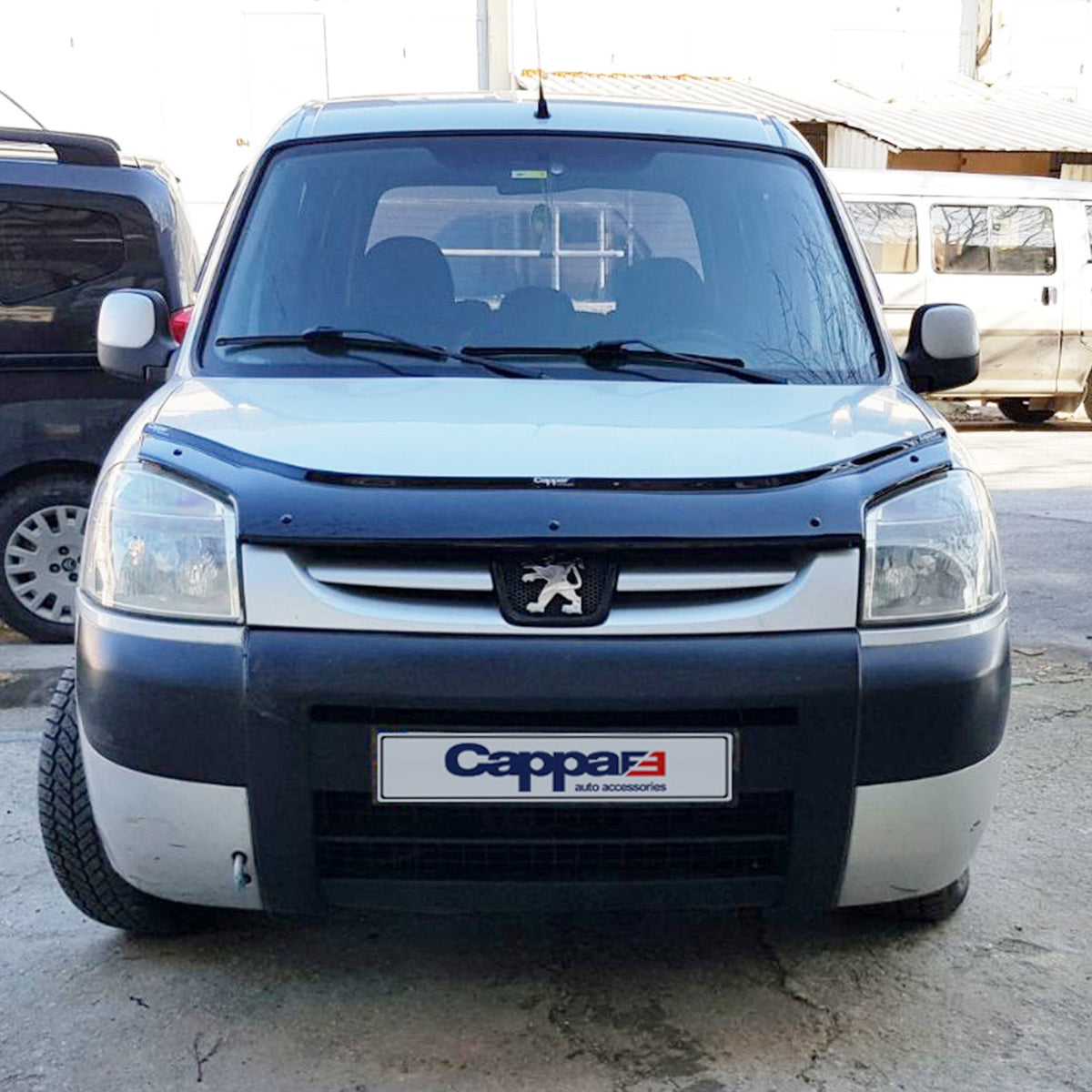 Peugeot Partner 1 2002-2008 ile Uyumlu Kaput Rüzgarlığı