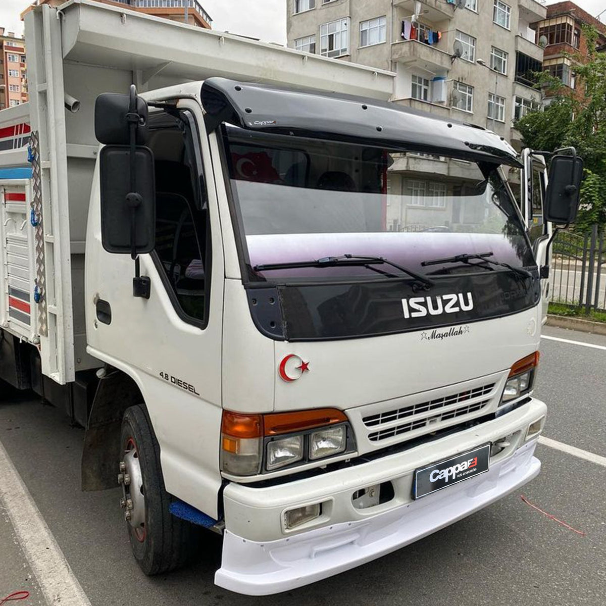 Isuzu NPR 1998-2006 ile Uyumlu Ön Cam Güneşliği