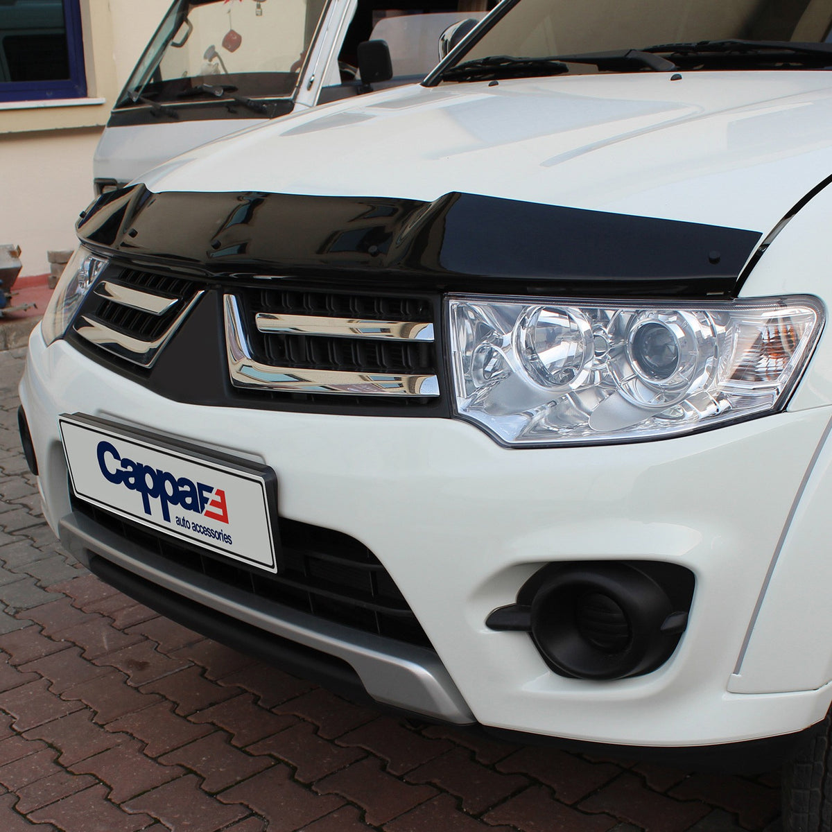 Mitsubishi L200 4 2005-2015 ile Uyumlu Kaput Rüzgarlığı