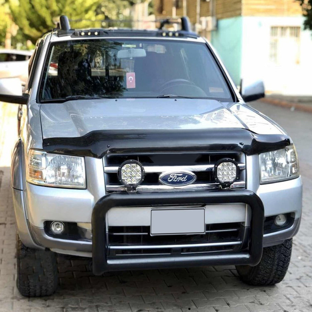 Ford Ranger 2022-2026 ile Uyumlu Kaput Rüzgarlığı Yapıştırmalı
