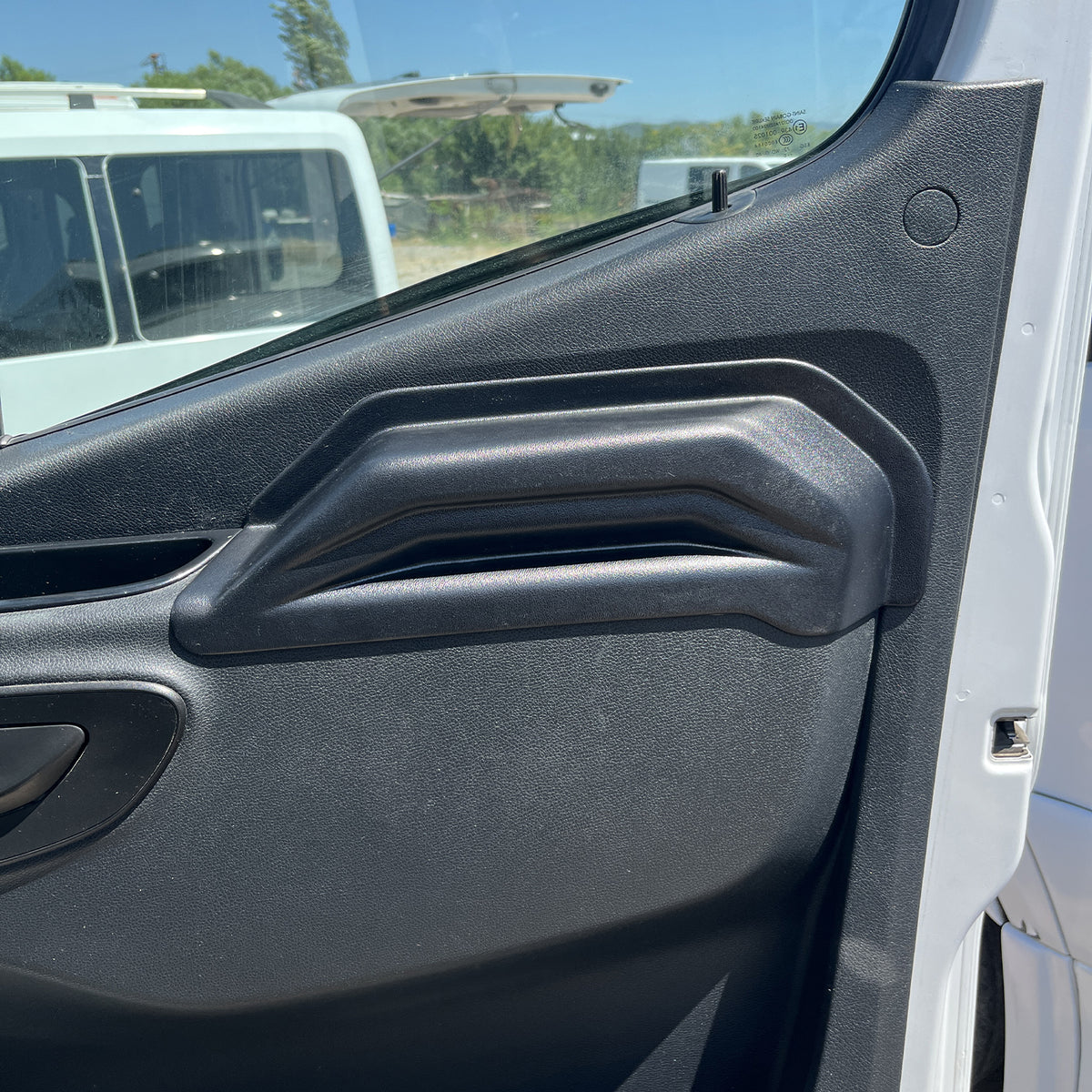 Mercedes Sprinter 3 2019-2026 ile Uyumlu Kol Dayama 2 Adet