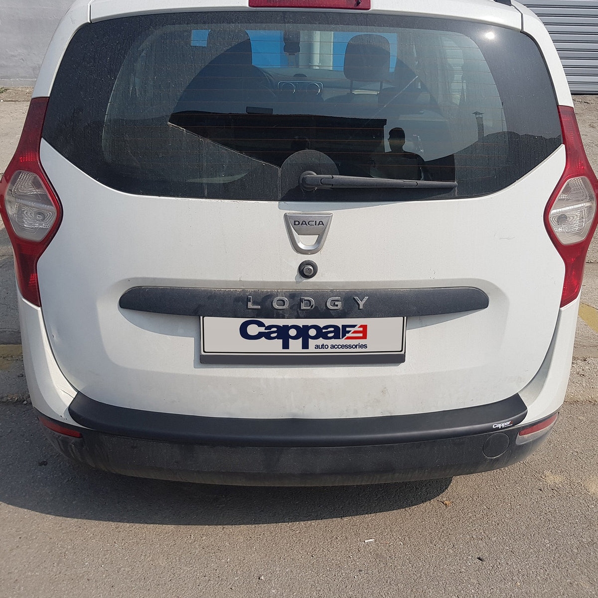 Dacia Lodgy 2012-2022 ile Uyumlu Arka Tampon Eşiği Mat
