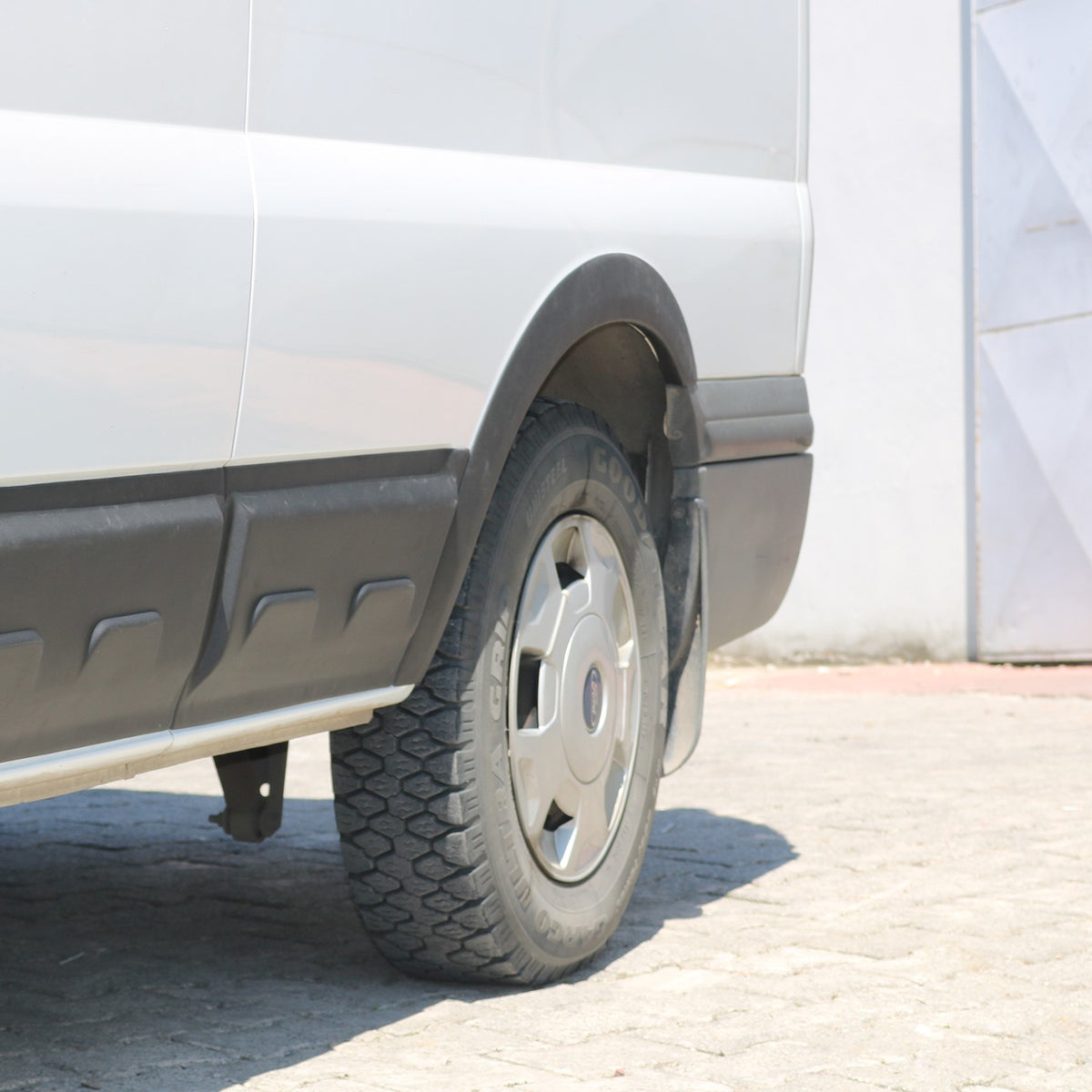 Ford Transit Mk7 2006-2014 ile Uyumlu Çamurluk Dodik Uzun Şase 6 Adet