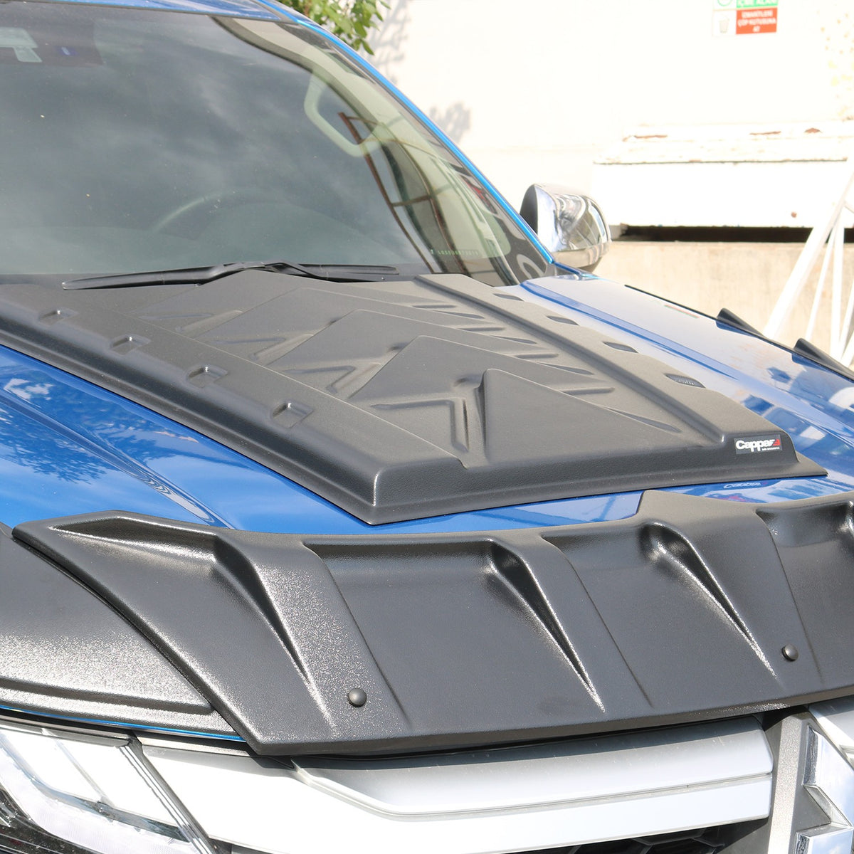 Mitsubishi L200 5 2019-2023 ile Uyumlu Ön Kaput Scoop