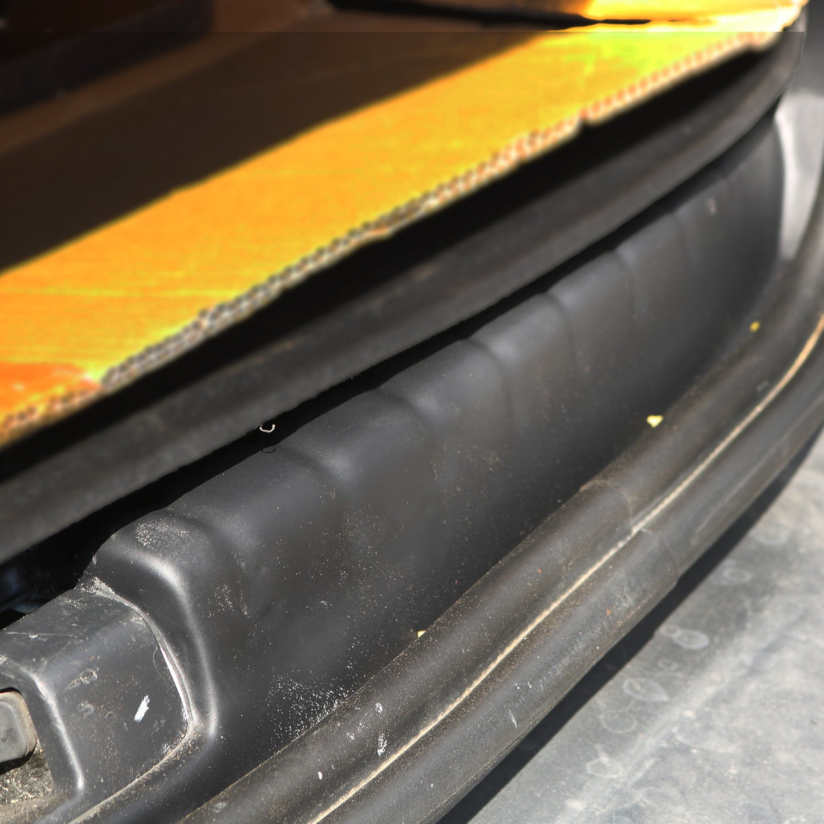 Dacia Duster 1 2010-2017 ile Uyumlu Bagaj Koruma Eşiği 3 Adet