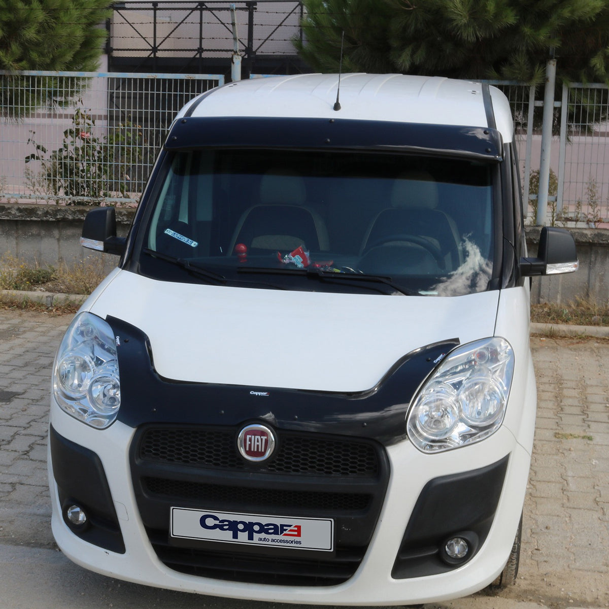 Fiat Doblo 2 2010-2015 ile Uyumlu Ön Cam Güneşliği