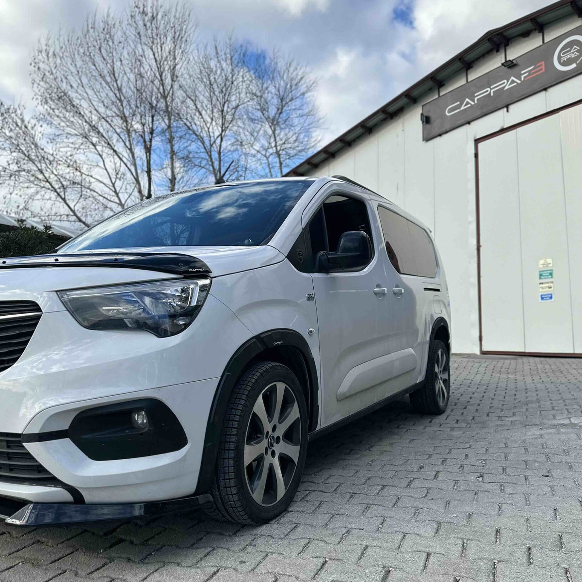 Opel Combo E 2018-2026 ile Uyumlu Çamurluk Dodik 8 Adet