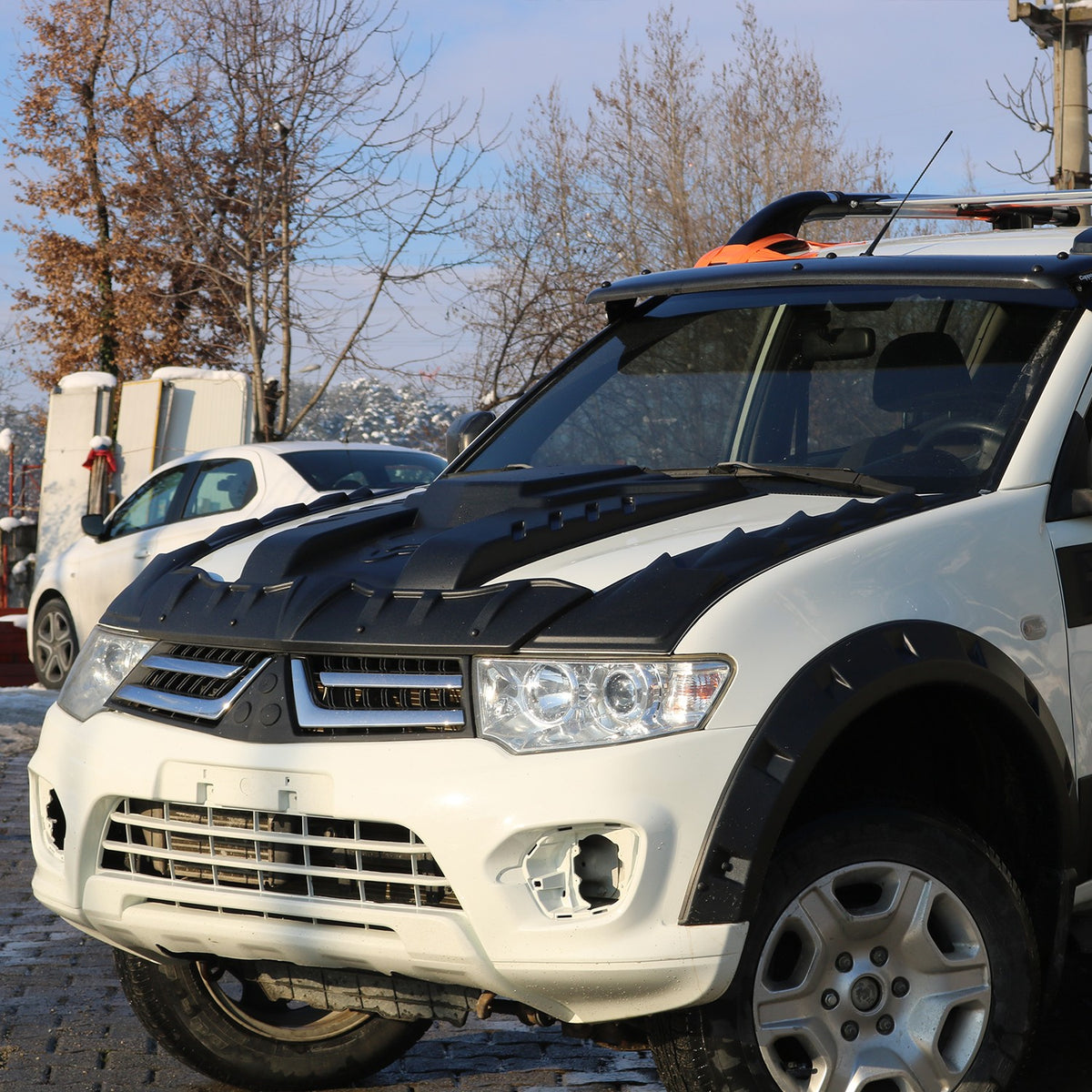 Mitsubishi L200 4 2005-2015 ile Uyumlu Ön Kaput Scoop