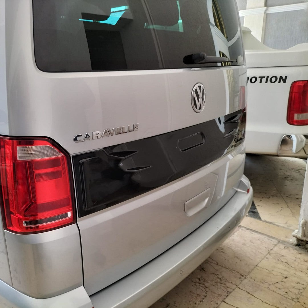 Volkswagen Transporter T6 2015-2024 arka plaka yeri kaplama – 6