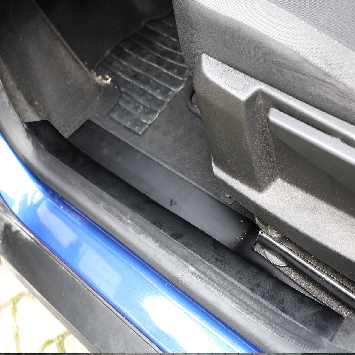 Dacia Duster 2 2018-2023 ile Uyumlu İç Trim 5 Adet