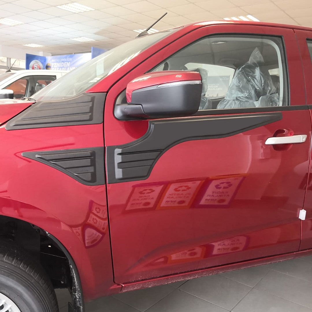 Isuzu D-Max 3 2019-2026 ile Uyumlu Kapı Dodik Yarasa 6 Adet