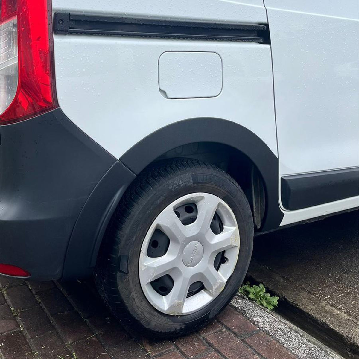 Renault Kangoo 3 2021-2026 çamurluk dodik 8 parça – 5
