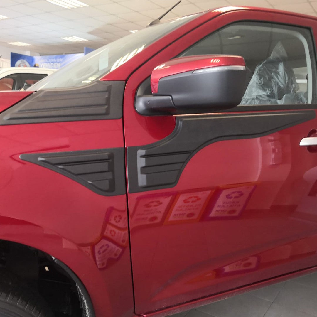 Isuzu D-Max 3 2019-2026 ile Uyumlu Kapı Dodik Yarasa 6 Adet