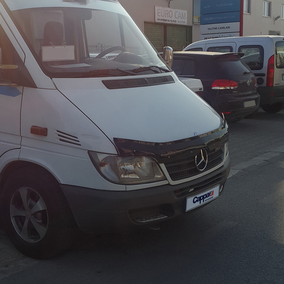 Mercedes Sprinter 1 2000-2006 ile Uyumlu Kaput Rüzgarlığı