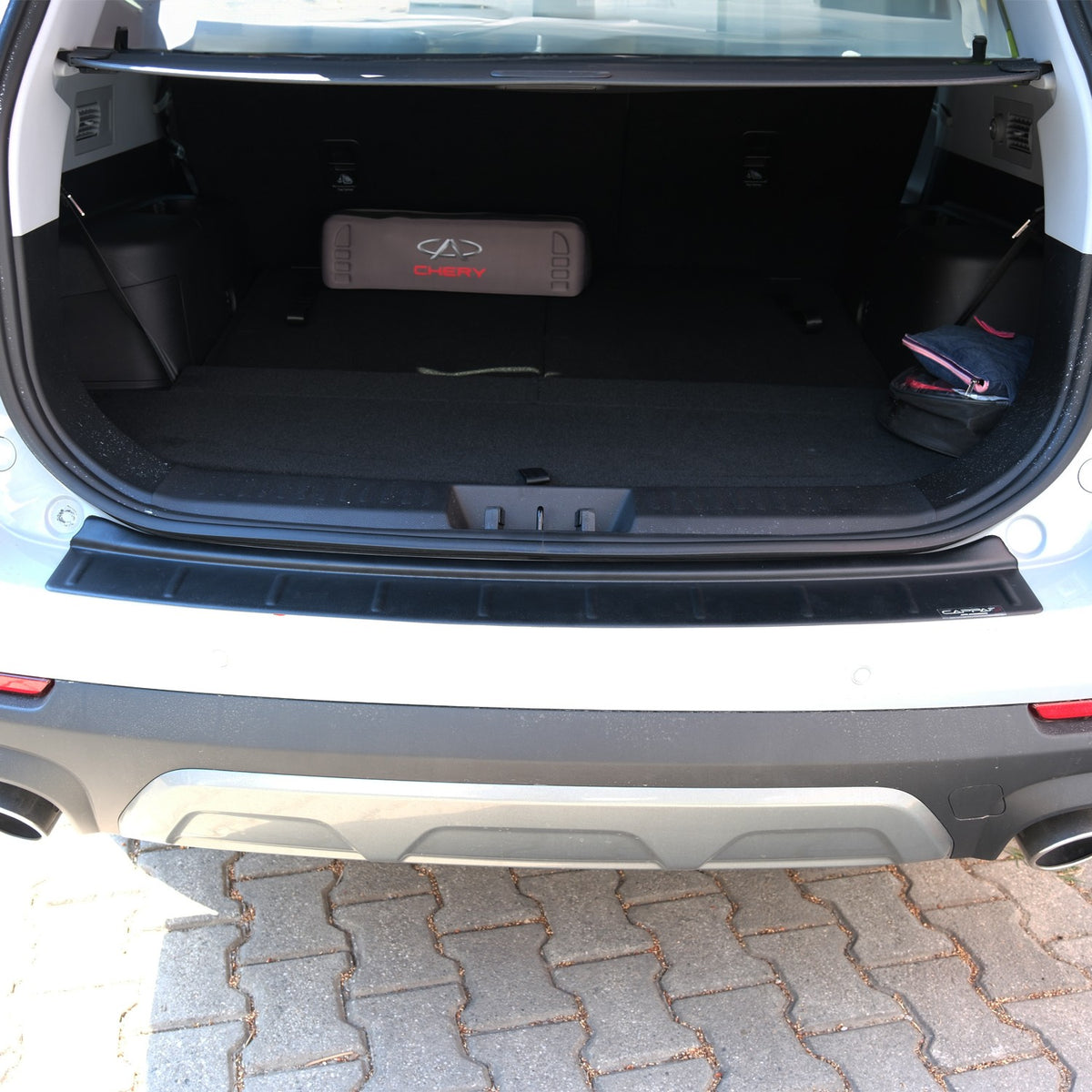 Chery Tiggo 8 Pro 2020-2026 ile Uyumlu Arka Tampon Eşiği Mat