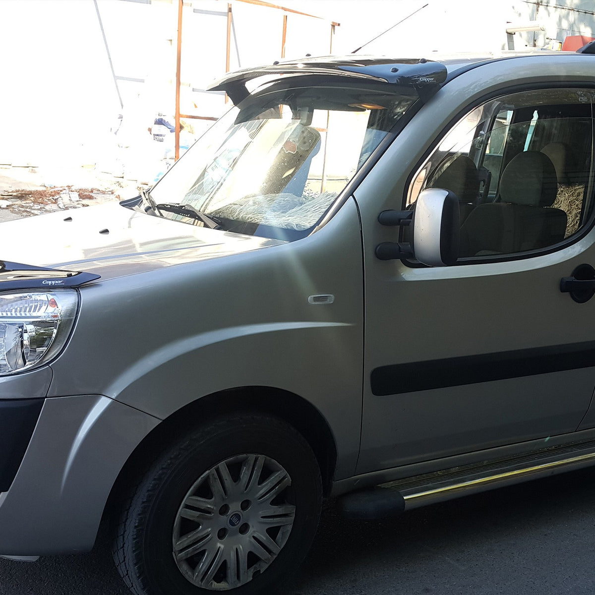 Fiat Doblo 1 2005-2009 ile Uyumlu Ön Cam Güneşliği