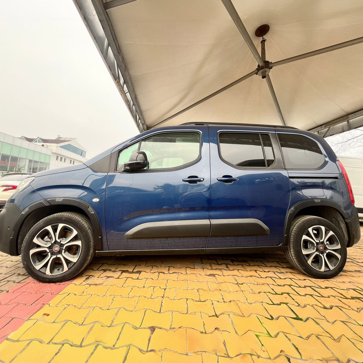Fiat Doblo 3 2023-2026 ile Uyumlu Çamurluk Dodik 8 Adet