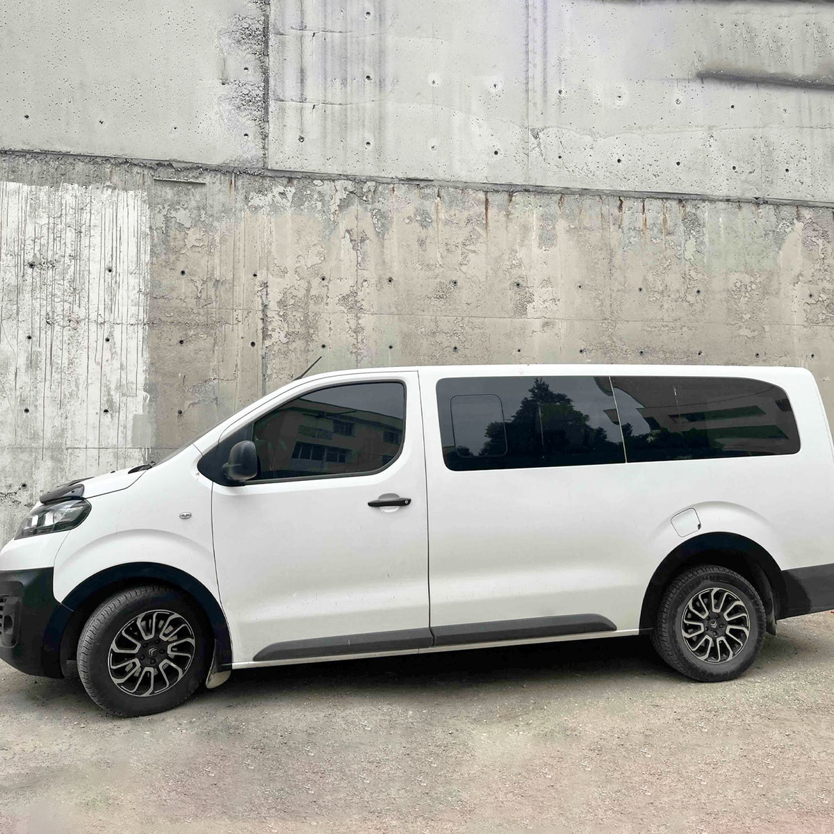 Citroen Jumpy 3 2016-2026 ile Uyumlu Çamurluk Dodik 8 Adet