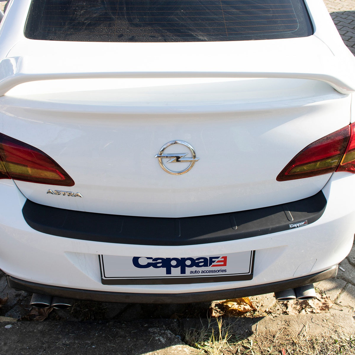 Opel Astra J 2012-2015 ile Uyumlu Arka Tampon Eşiği Mat