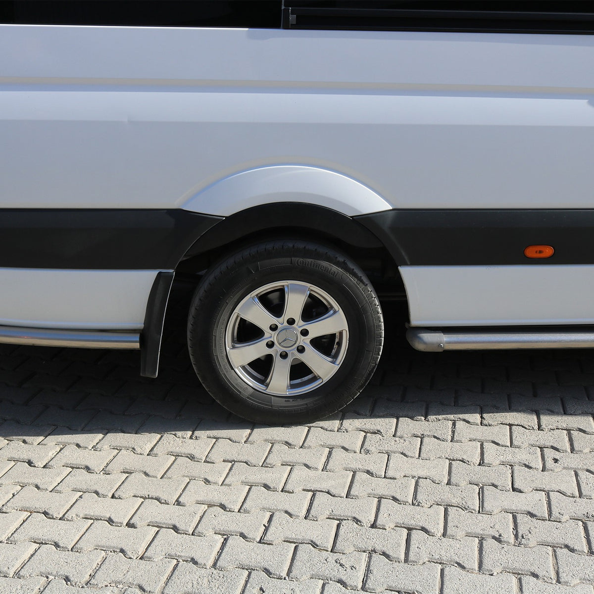 Mercedes Sprinter 2 2006-2013 ile Uyumlu Teker Üstü Kaplama 2 Adet
