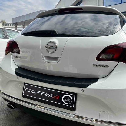 Opel Astra J 2012-2015 ile Uyumlu Arka Tampon Eşiği Mat