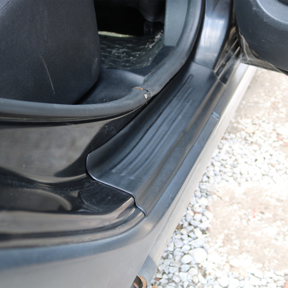 Dacia Sandero 2 2012-2020 ile Uyumlu Kapı Eşiği 4 Adet