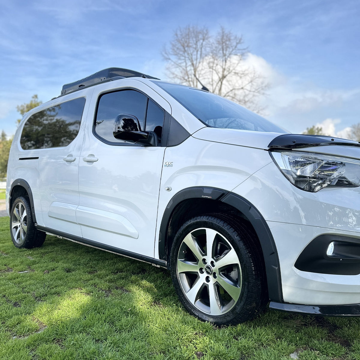 Opel Combo E 2018-2026 ile Uyumlu Çamurluk Dodik 8 Adet