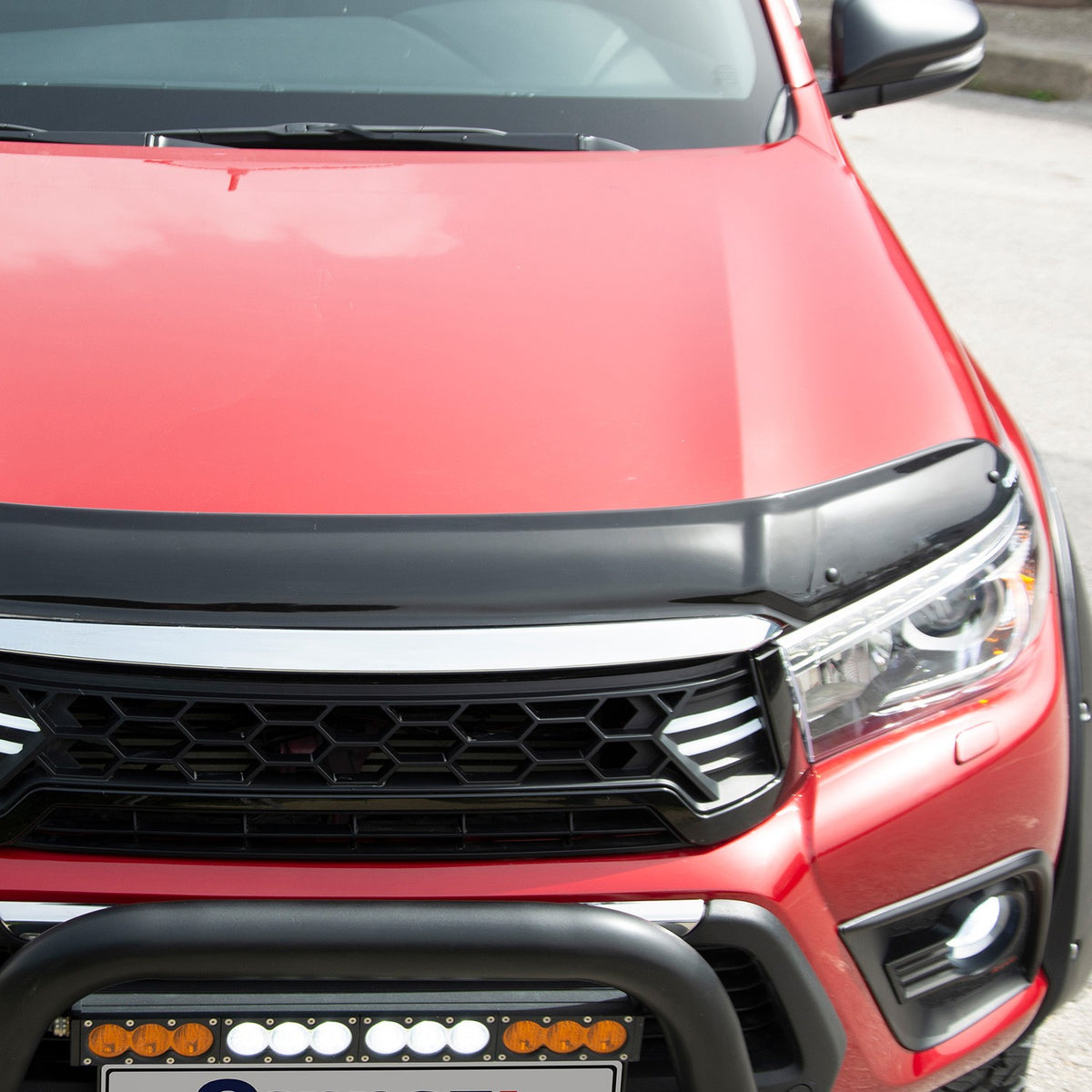 Toyota Hilux 8 2015-2020 kaput rüzgarlığı – 7