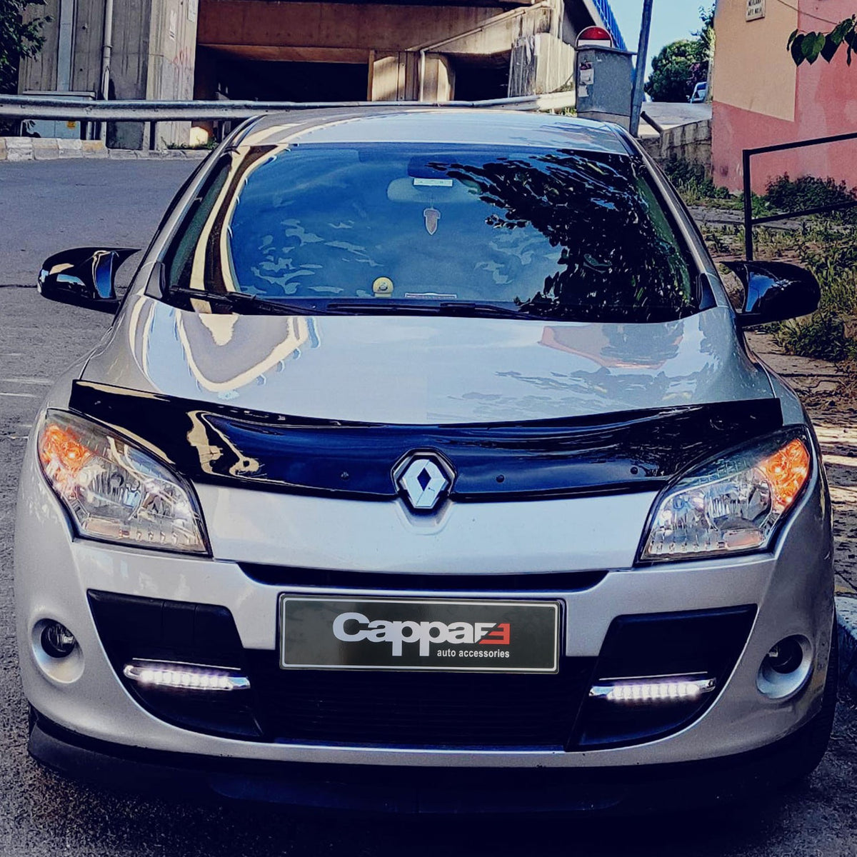 Renault Megane 3 2009-2016 ile Uyumlu Kaput Rüzgarlığı 3mm