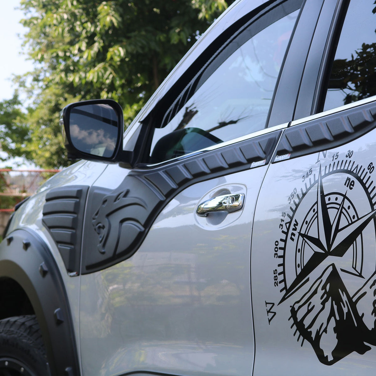 Nissan Navara 3 2016-2021 ile Uyumlu Kapı Dodik Yarasa 6 Adet