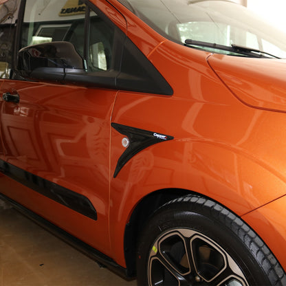 Ford Courier 2018-2023 Yıl Aralığı Uyumlu Sinyal Çerçevesi 2 Parça