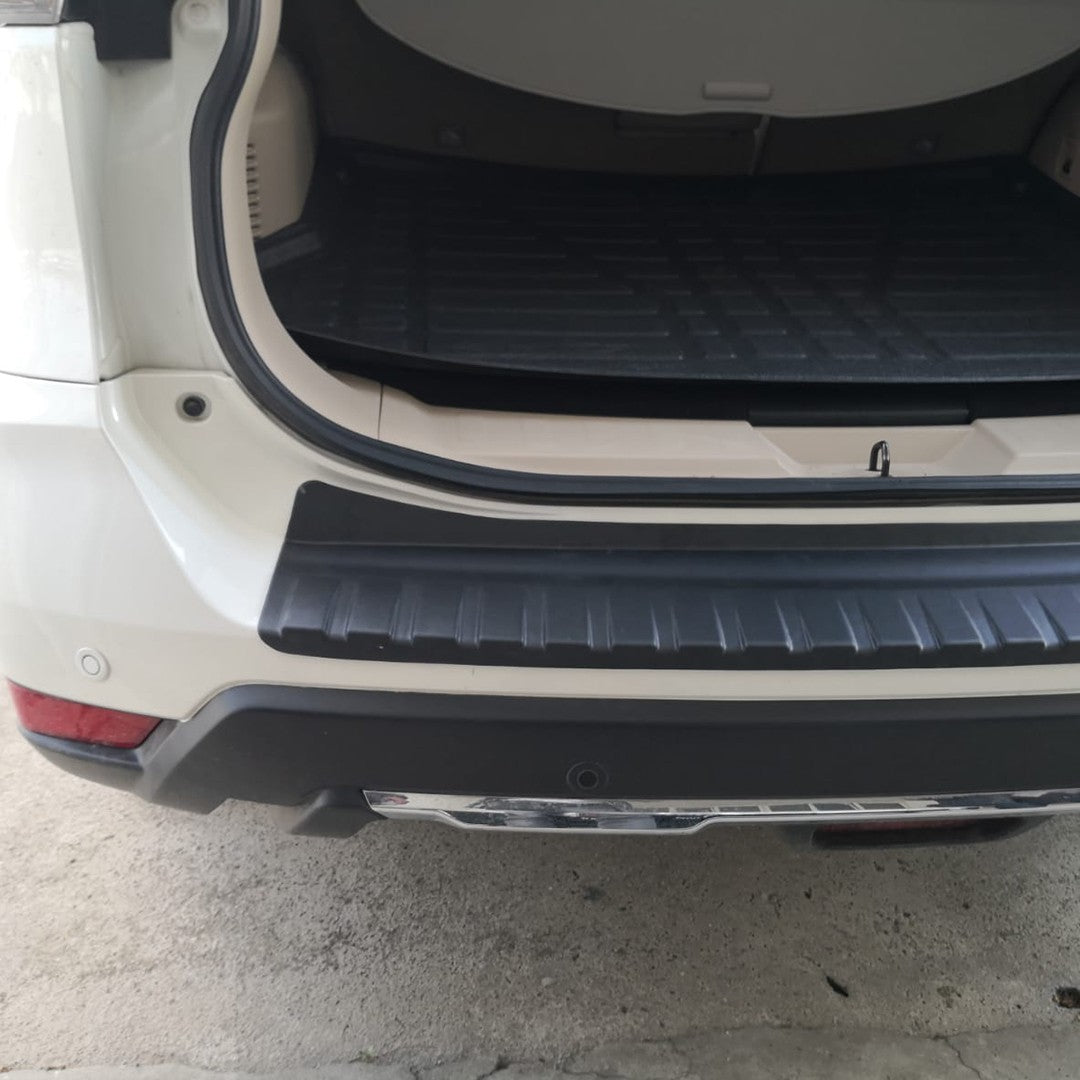 Nissan X-Trail 3 2016-2020 mat arka tampon eşiği – 5