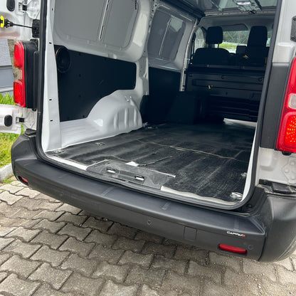 Fiat Scudo 3 2022-2026 ile Uyumlu Arka Tampon Eşiği Mat