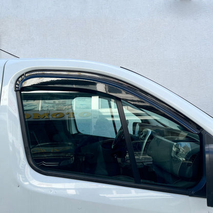Renault Trafic 3 2014-2019 ile Uyumlu Cam Rüzgarlığı 2 Adet