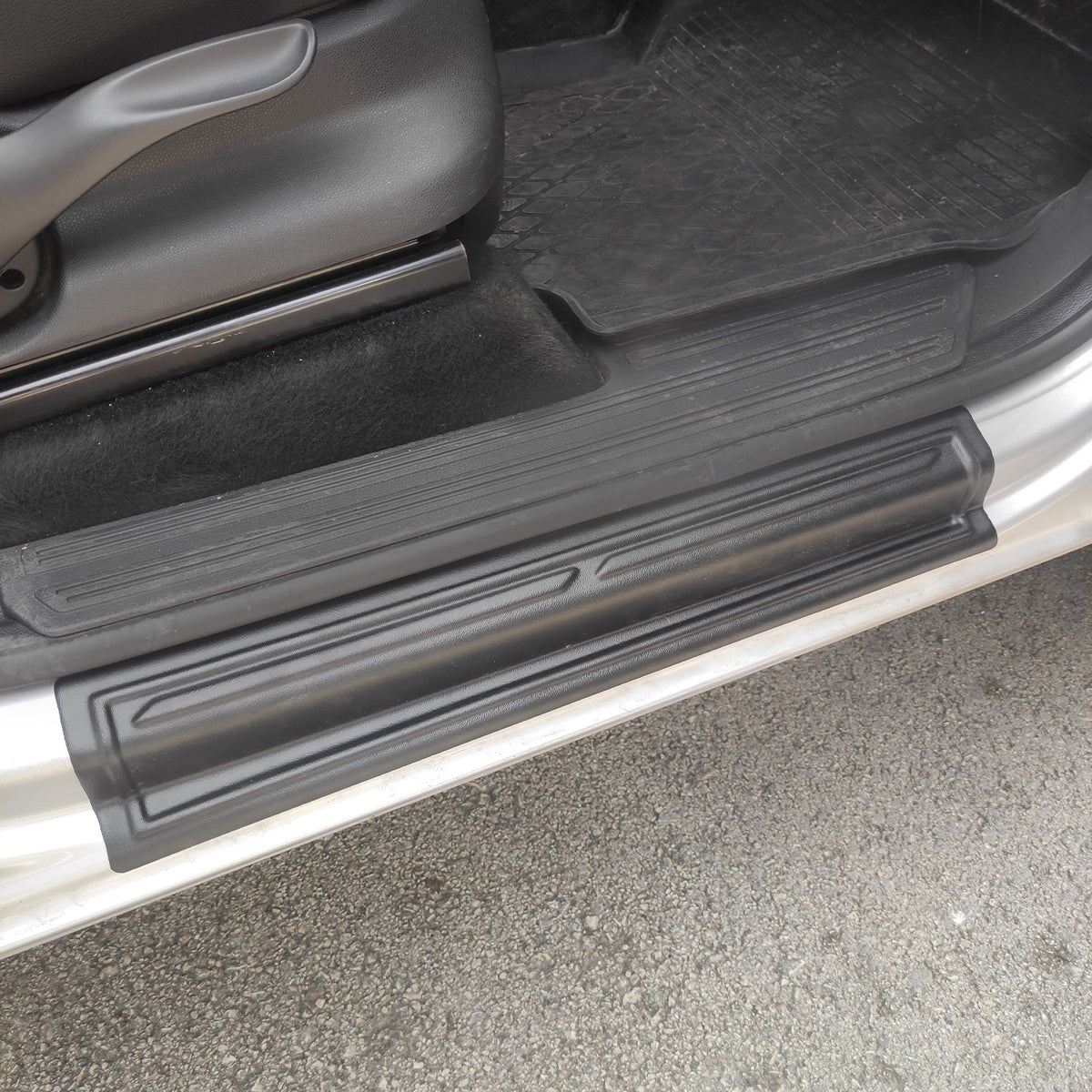 Volkswagen Amarok 1 2010-2020 ile Uyumlu Kapı Eşiği 4 Adet
