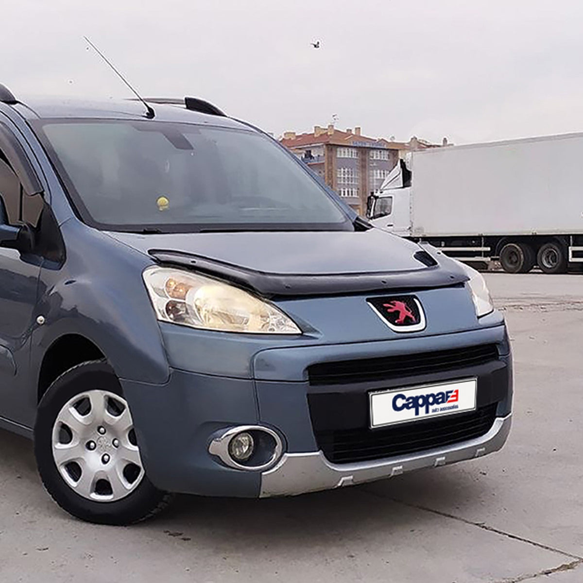 Peugeot Partner 2 2008-2012 ile Uyumlu Kaput Rüzgarlığı 3mm