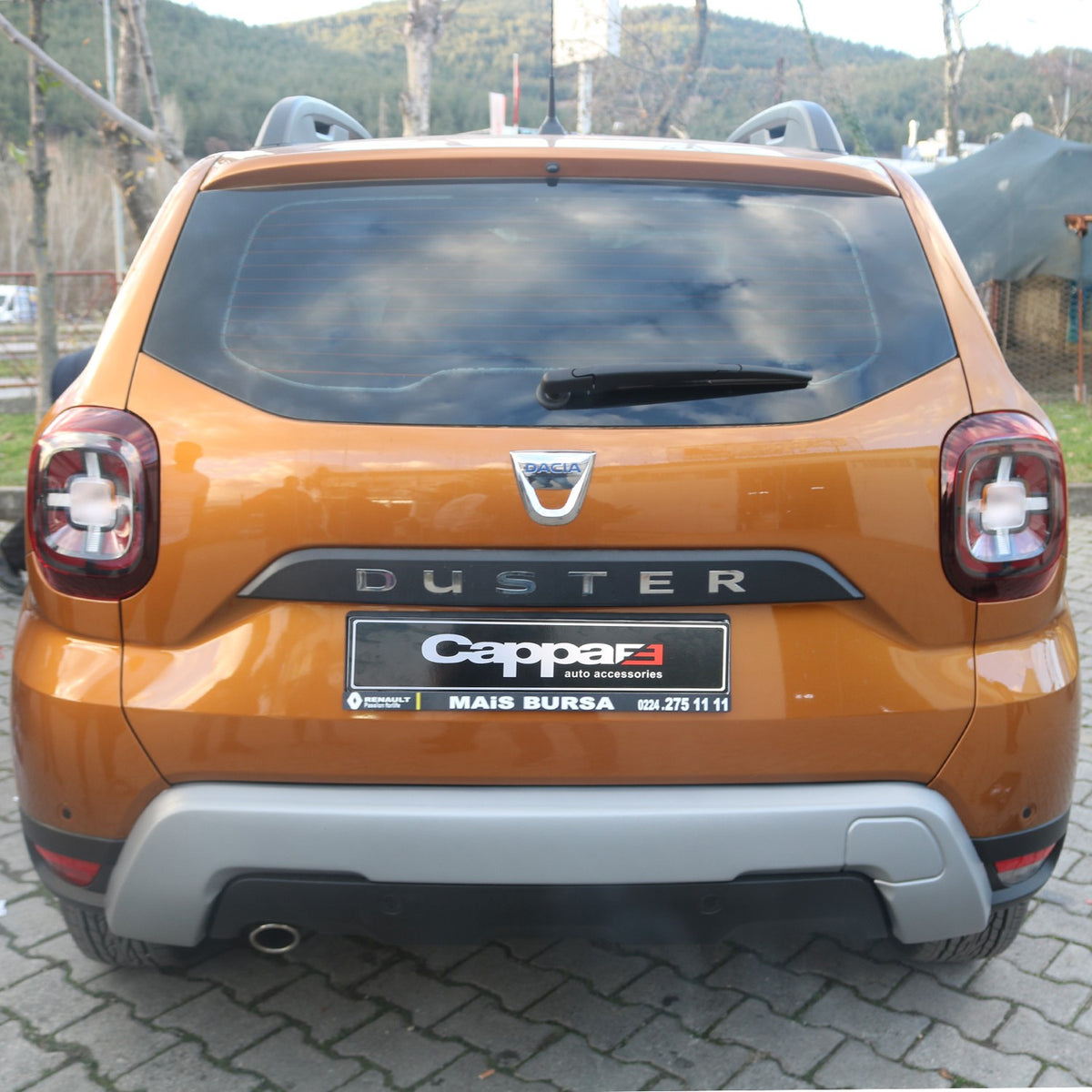 Dacia Duster 2 2018-2023 ile Uyumlu Arka Tampon U Difüzör Gri
