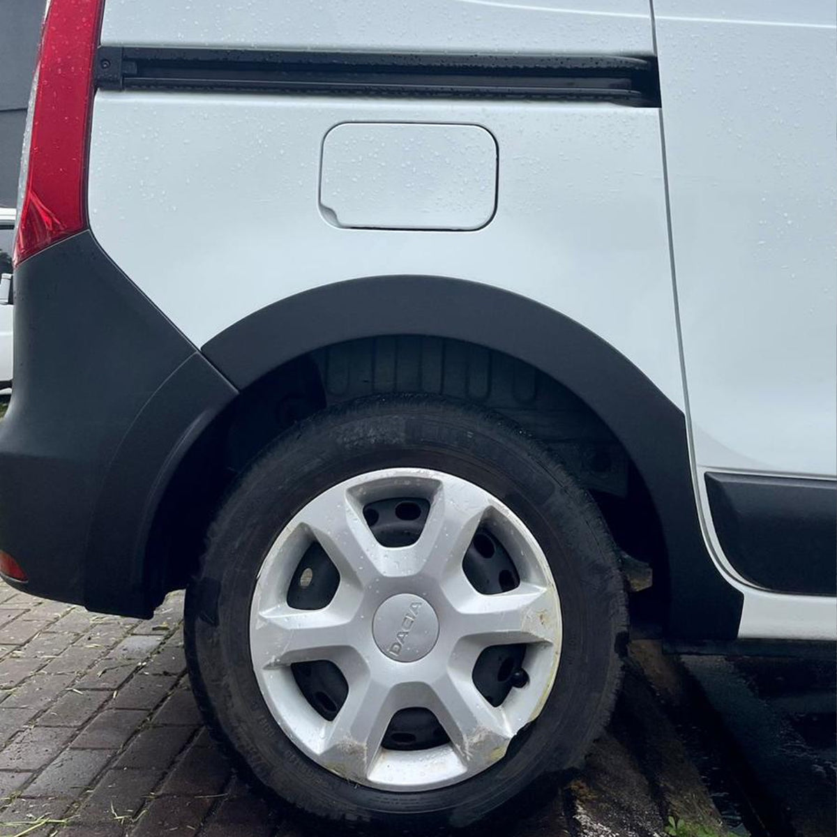 Renault Kangoo 3 2021-2026 çamurluk dodik 8 parça – 8