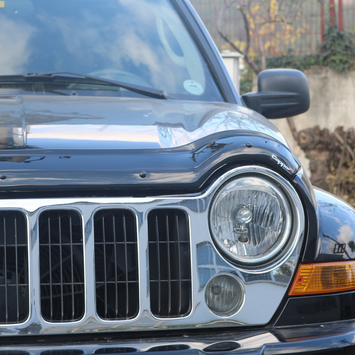 Jeep Cherokee 3 2001-2007 ile Uyumlu Kaput Rüzgarlığı