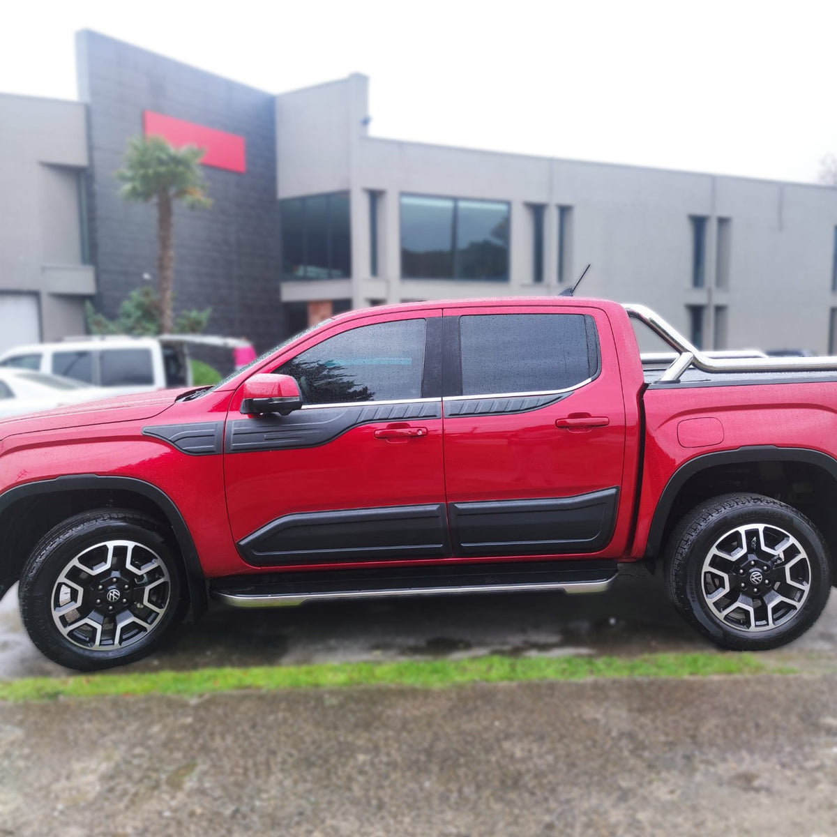 Volkswagen Amarok 2 2023-2026 yarasa kapı dodik 6 parça – 7