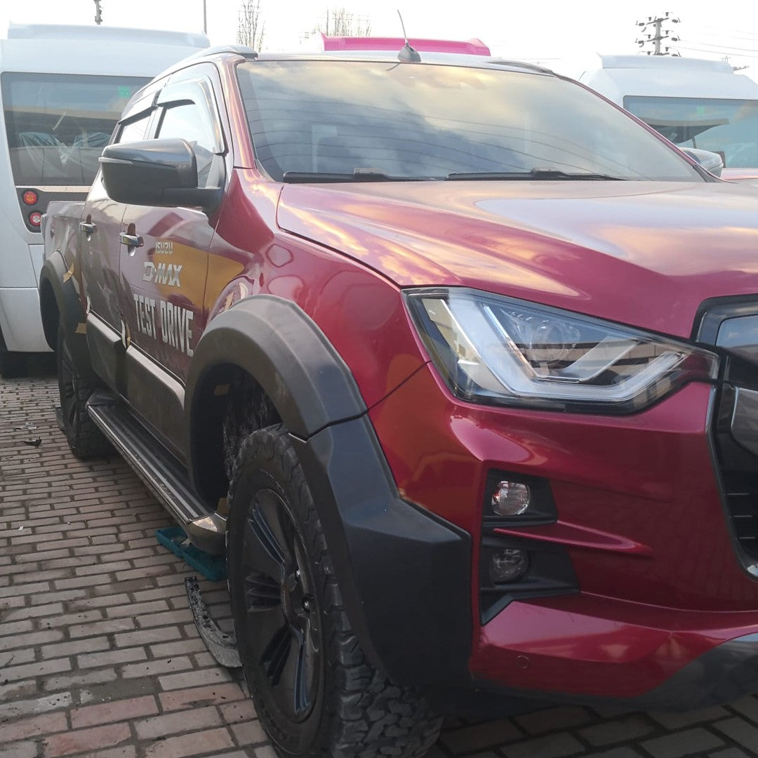 Isuzu D-Max 3 2019-2026 ile Uyumlu Çamurluk Dodik 6 Adet