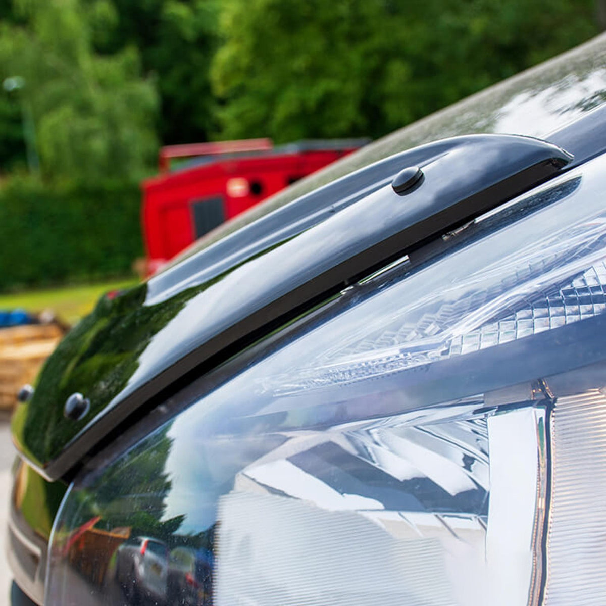 Renault Trafic 3 2014-2019 ile Uyumlu Kaput Rüzgarlığı