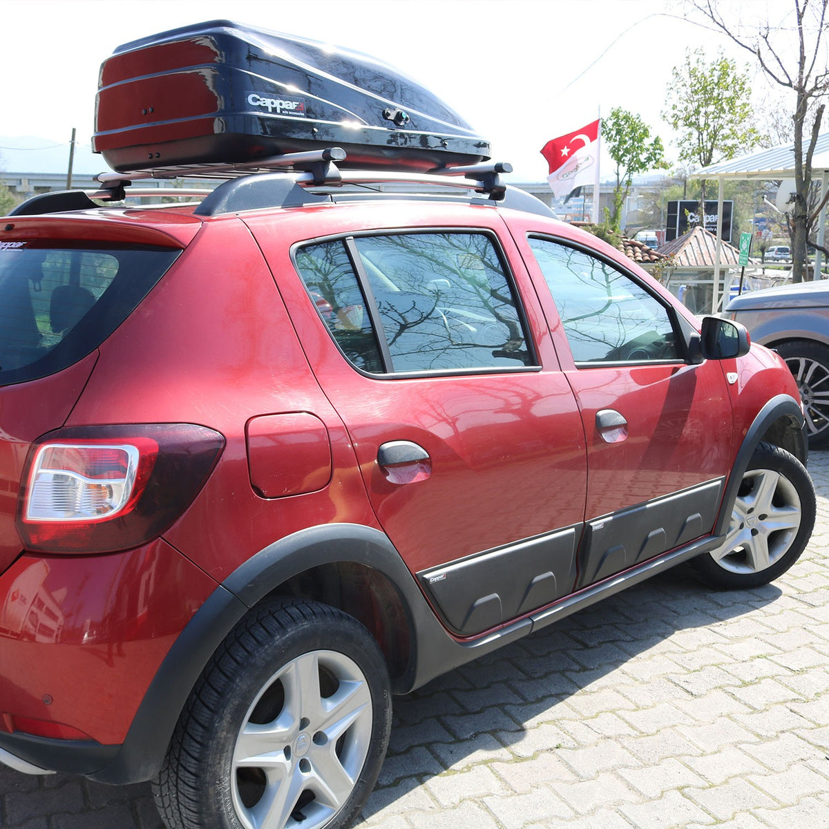 Dacia Sandero 2 2012-2020 ile Uyumlu Kapı Dodik 4 Adet