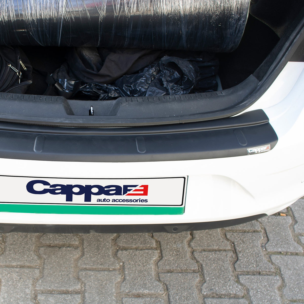 Renault Megane 4 2016-2024 ile Uyumlu Arka Tampon Eşiği Mat