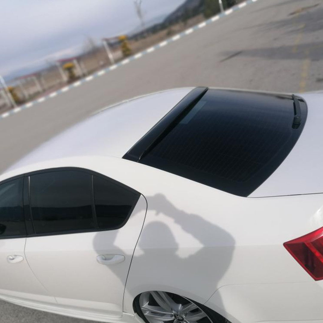Skoda Octavia 3 2013-2020 ile Uyumlu Arka Cam Spoyler