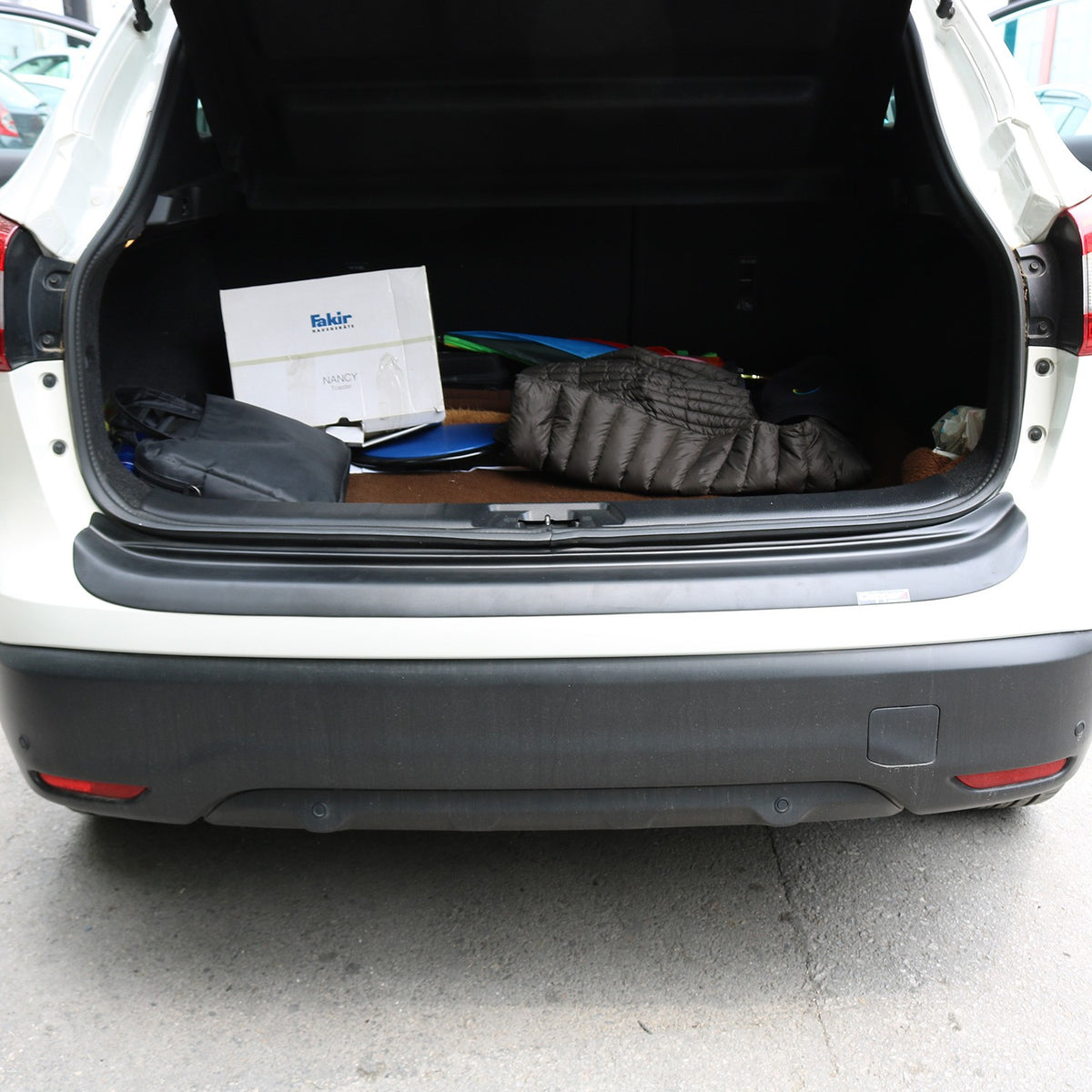 Nissan Qashqai 2 2014-2021 mat arka tampon eşiği – 8