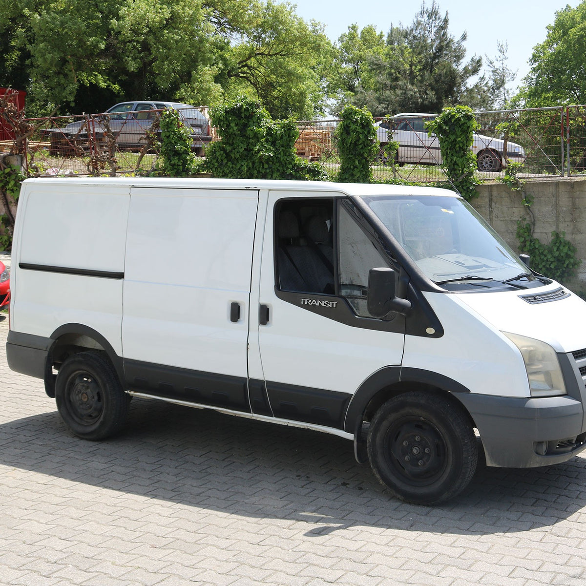 Ford Transit Mk7 2006-2014 ile Uyumlu Kapı ve Çamurluk Dodik Seti Kısa Şase 12 Adet