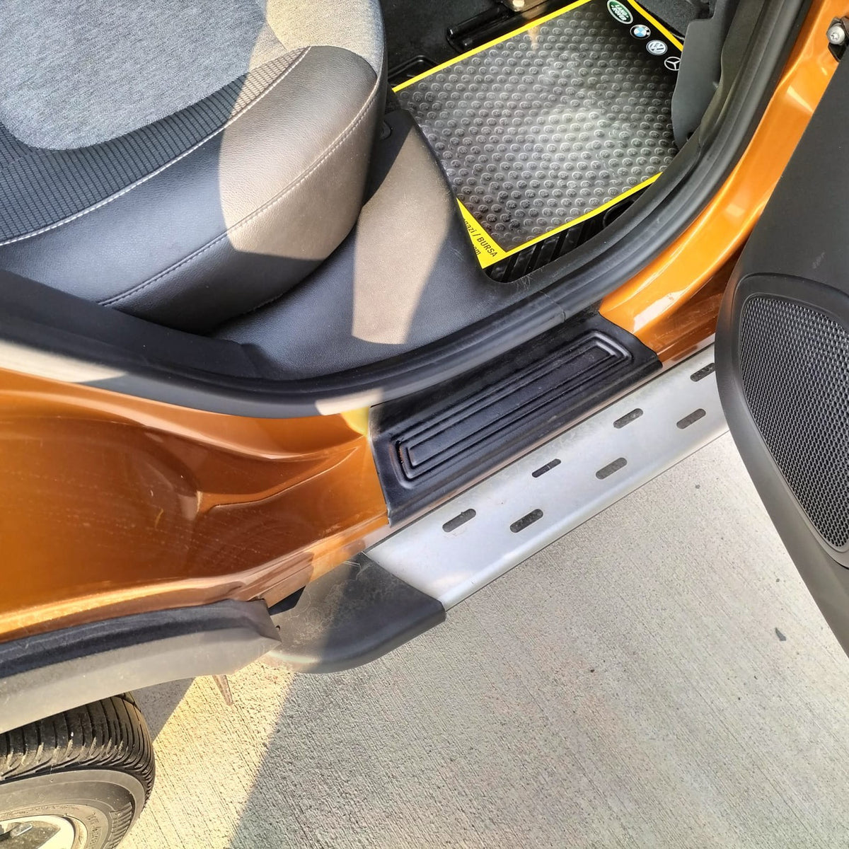 Renault Captur 1 2013-2019 ile Uyumlu Kapı Eşiği 4 Adet